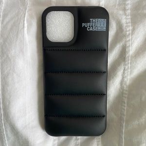 The Puffer Case: Black iPhone 12 ProMax